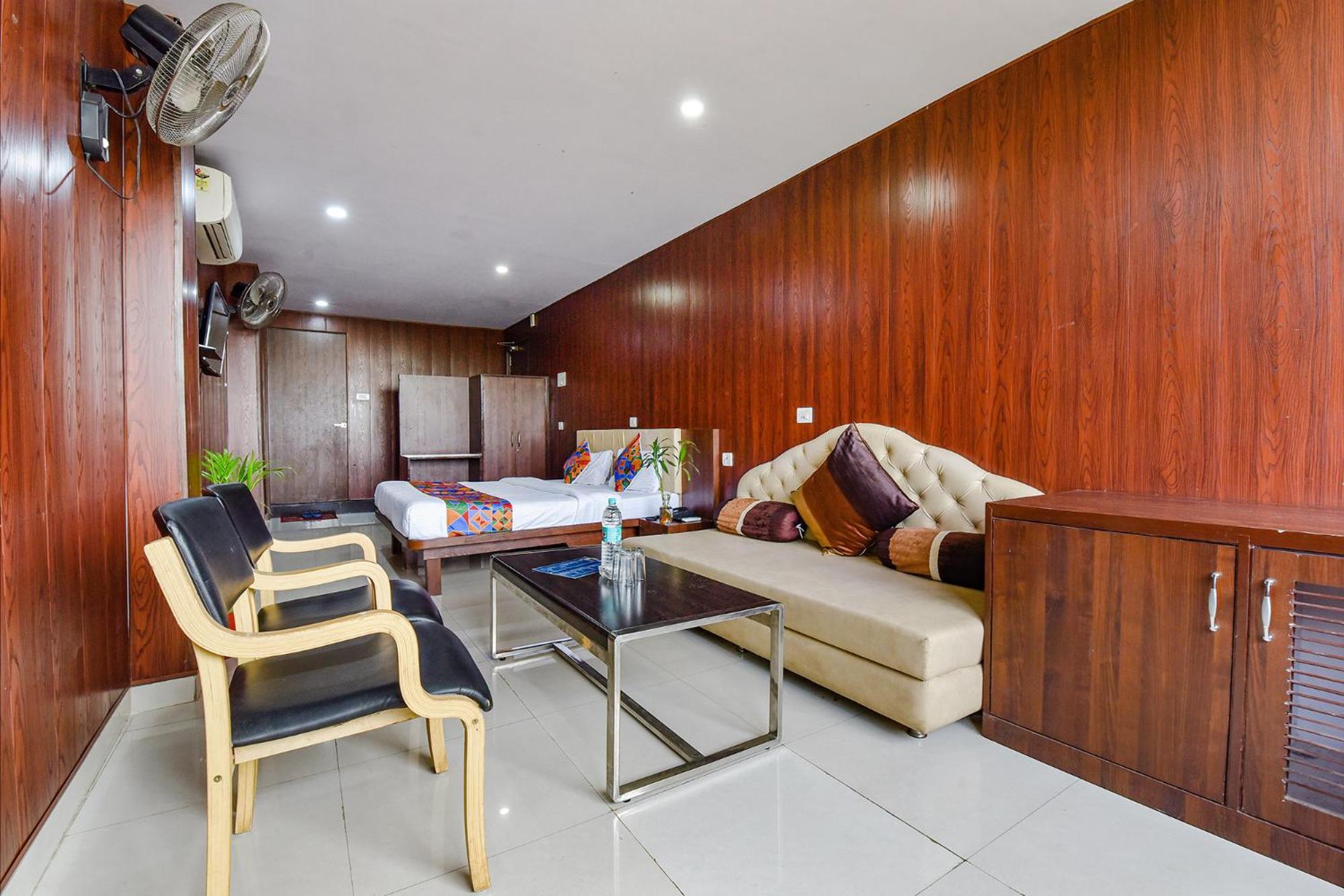 Hotel Vandana Palace Kota  Εξωτερικό φωτογραφία